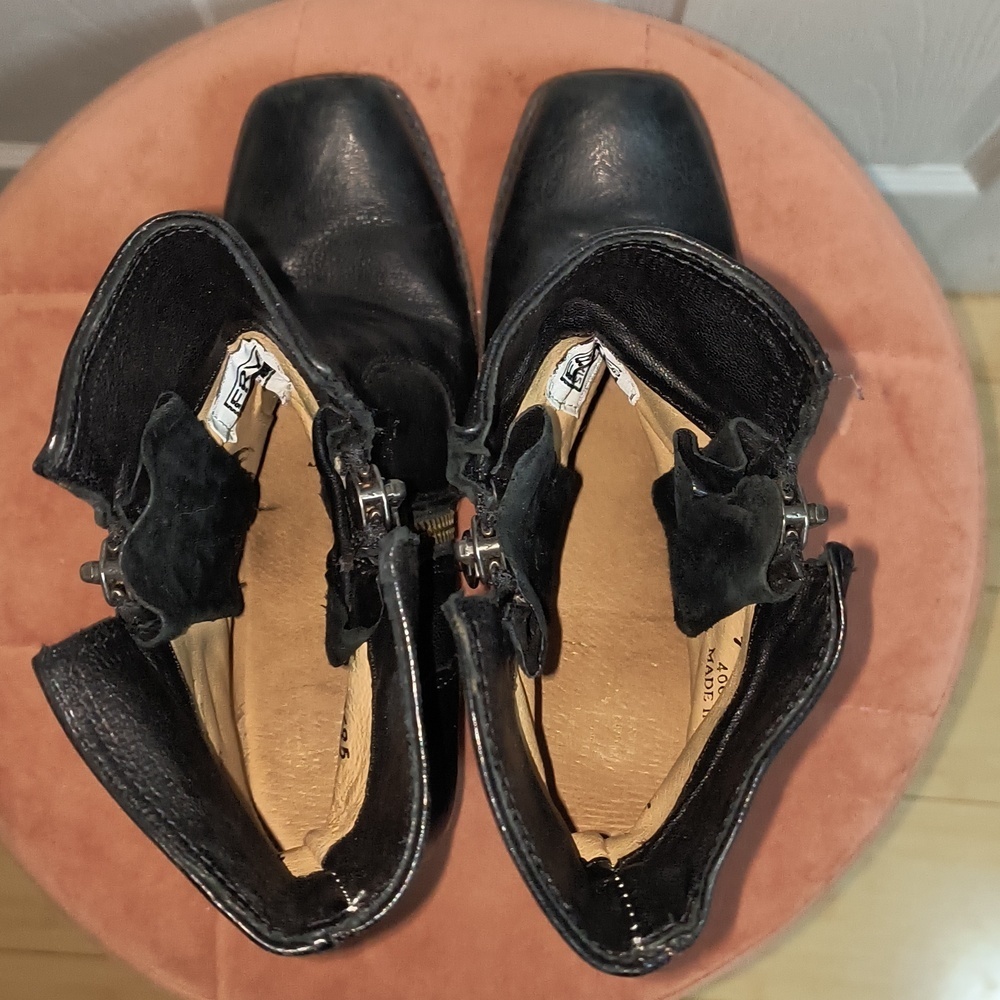 Frye Sylvia Leather Ankle Boots Size 7 - Picture 4 of 9